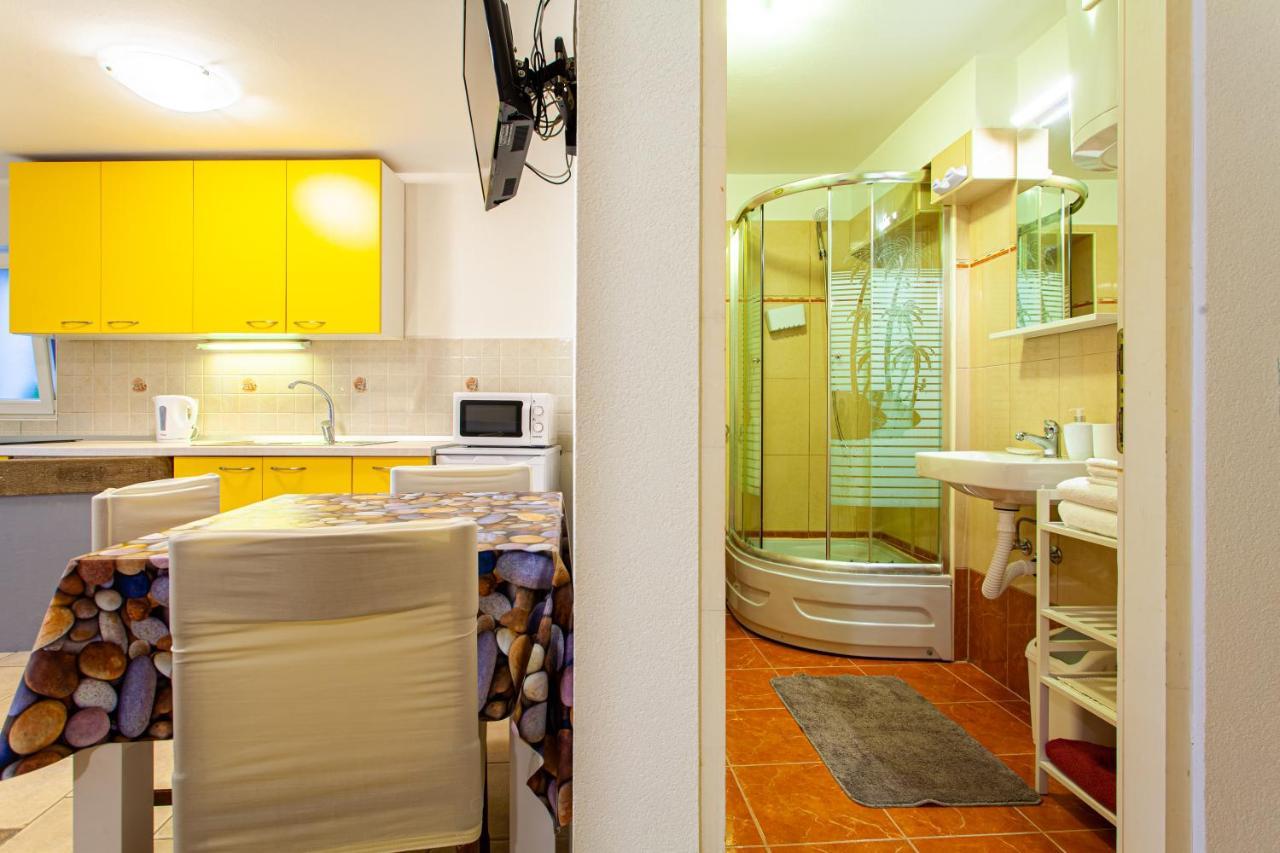 Room M Црес Экстерьер фото