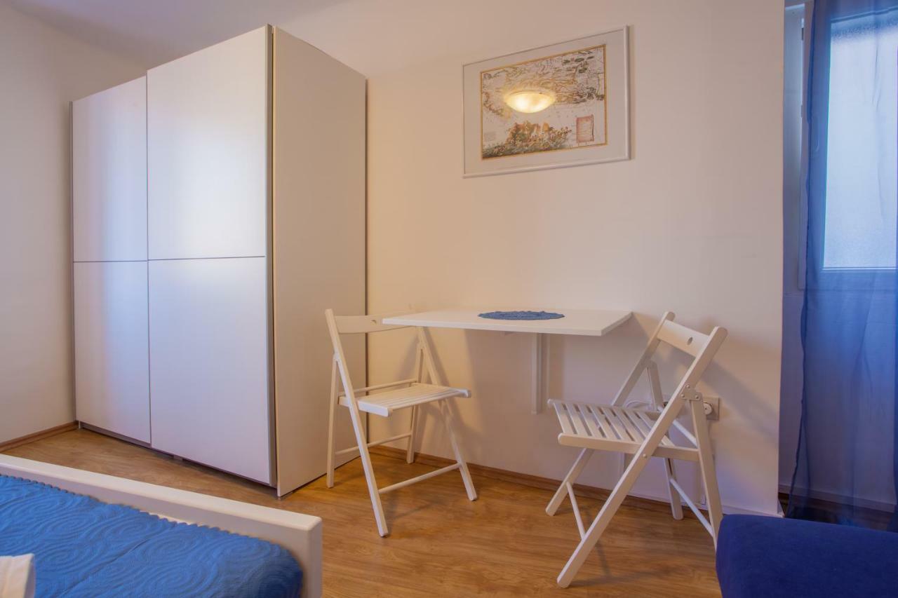 Room M Црес Экстерьер фото