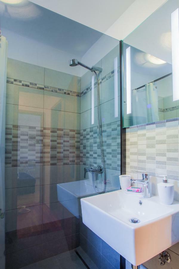 Room M Црес Экстерьер фото
